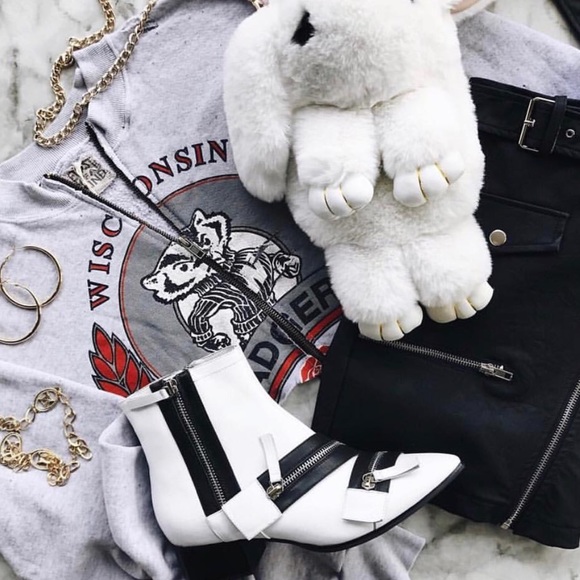 Jeffrey Campbell Shoes - Jeffrey Campbell Ankle bootie with zipper